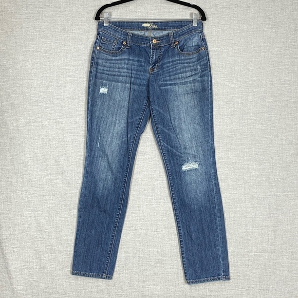 Old Navy Diva Distressed Blue Jeans Sz 4 Light Weight - Picture 1 of 9